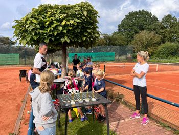 Spieler beim Aufschlag